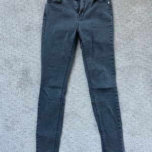Brandy Melville Size 27 Black Skinny Jeans